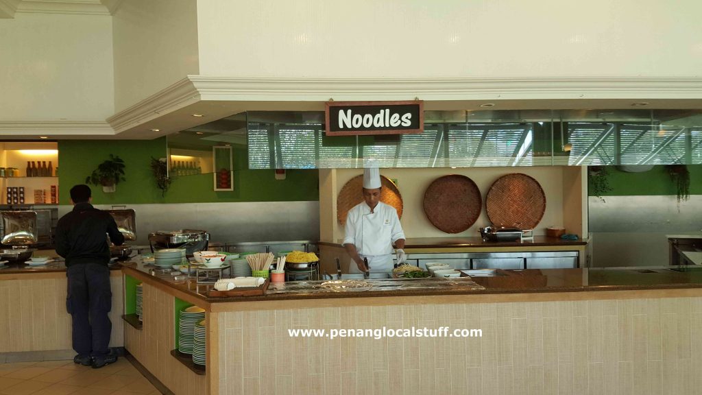 Garden Cafe Lunch Buffet Noodles Station