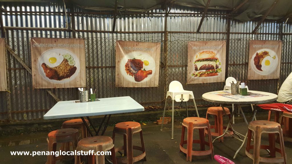Mamasak Cafe Dining Area