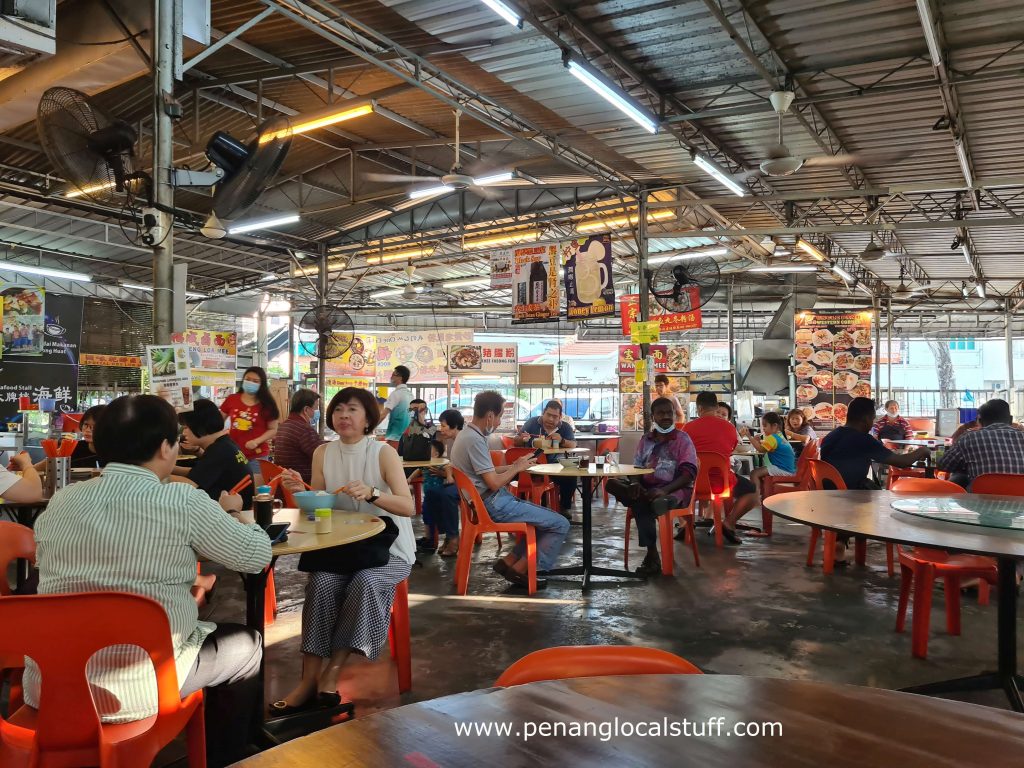 Inside Kedai Makanan Seong Huat
