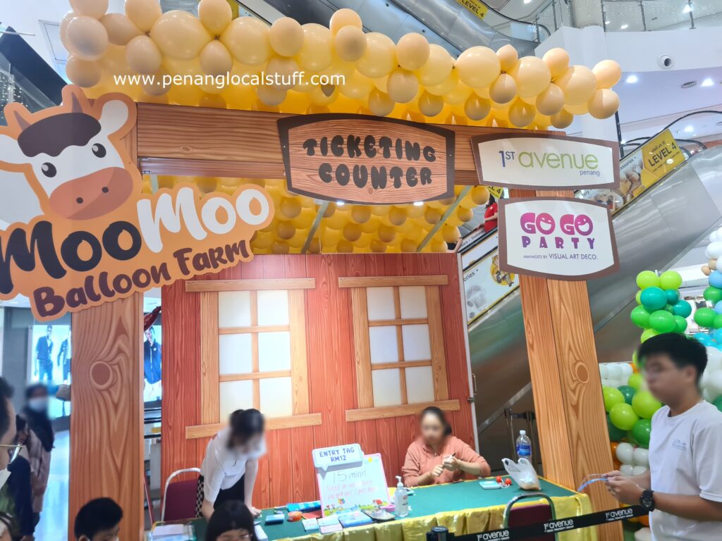 Moo Moo Balloon Farm Counter