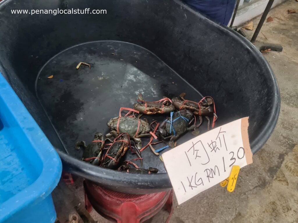 Hao You Restaurant Live Crabs