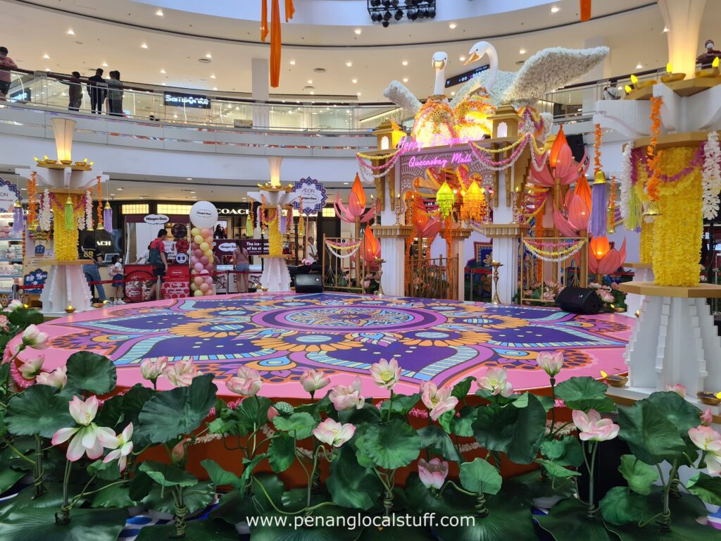 Queensbay Mall Deepavali Decorations